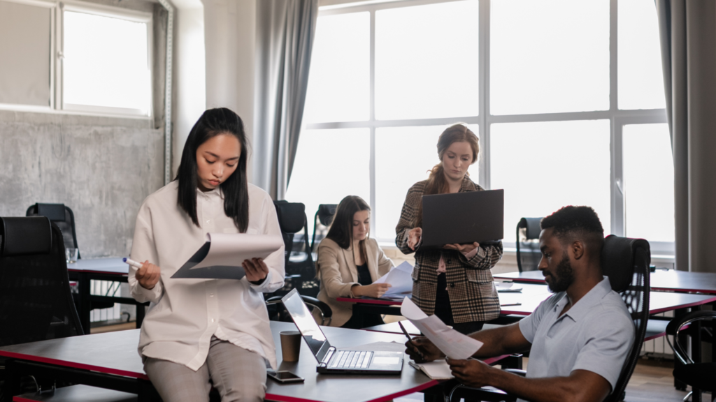 Self service data analytics Young professionals confused at work